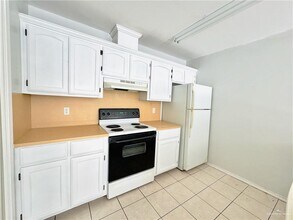 1409 Prosperity Dr in Edinburg, TX - Foto de edificio - Building Photo