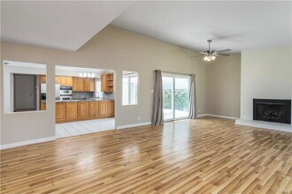 10611 Jordan Ave in Los Angeles, CA - Building Photo - Building Photo