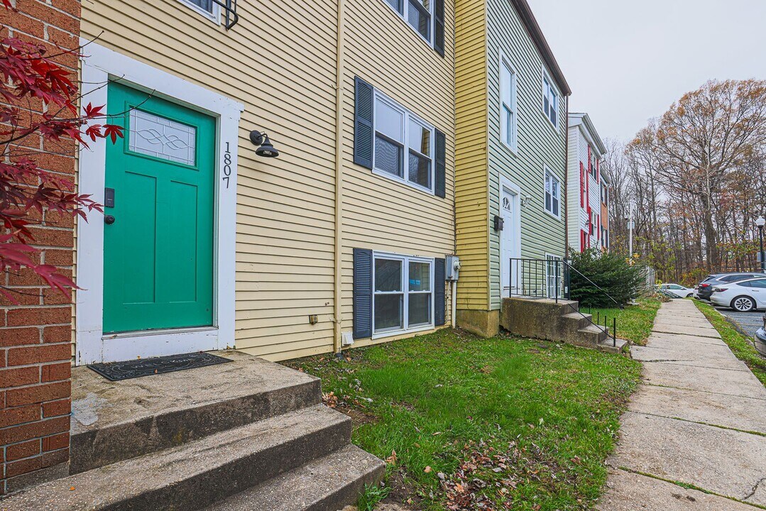 1807 Eloise Ln in Edgewood, MD - Building Photo