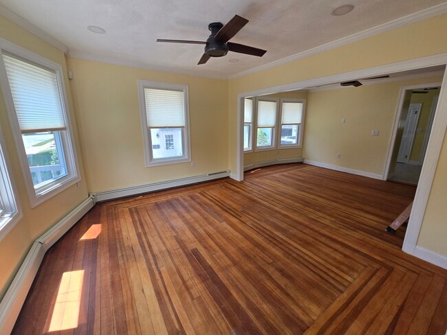 30 Longwood Ave, Unit 1 in Providence, RI - Foto de edificio - Building Photo