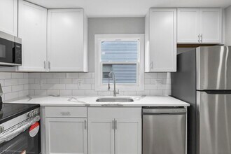 3366 Karl Rd in Columbus, OH - Building Photo - Building Photo