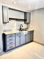 1005 N State St in Appleton, WI - Building Photo