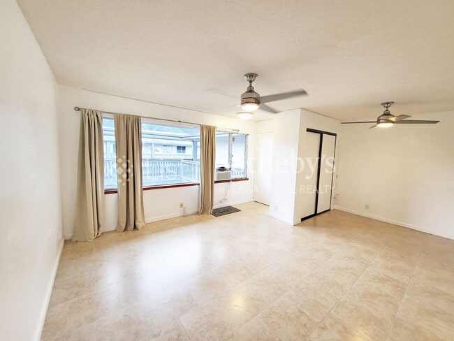 46-269-269 Kahuhipa St in Kaneohe, HI - Foto de edificio - Building Photo