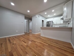 586 N 11th St in Newark, NJ - Building Photo - Building Photo