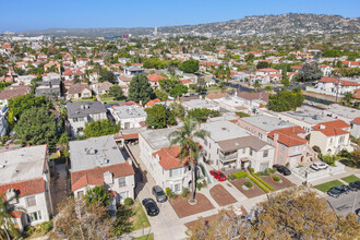 345 N Detroit St in Los Angeles, CA - Building Photo - Building Photo