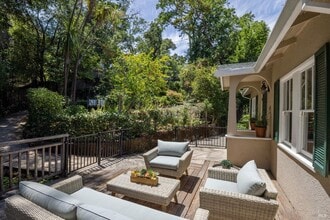 63 Ivy Dr in Ross, CA - Building Photo - Building Photo