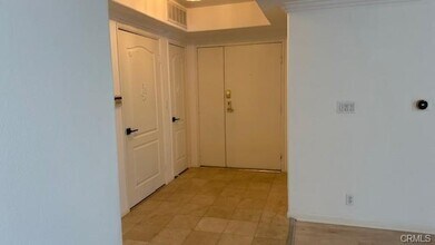 4426 Ventura Canyon Ave in Los Angeles, CA - Building Photo - Building Photo