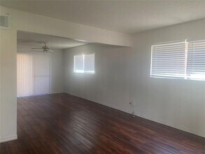 108 W Fairview St in Sherman, TX - Building Photo - Building Photo