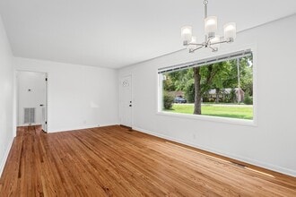 2118 Crystal Dr in Nashville, TN - Building Photo - Building Photo