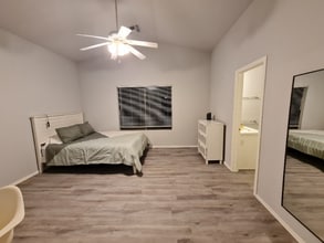 11305 W Pinehollow Dr in Surprise, AZ - Building Photo - Building Photo