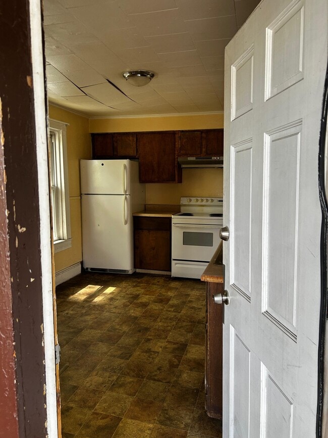 property at 59 Price St