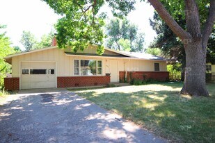 1024 Glenmoor Dr in Fort Collins, CO - Building Photo