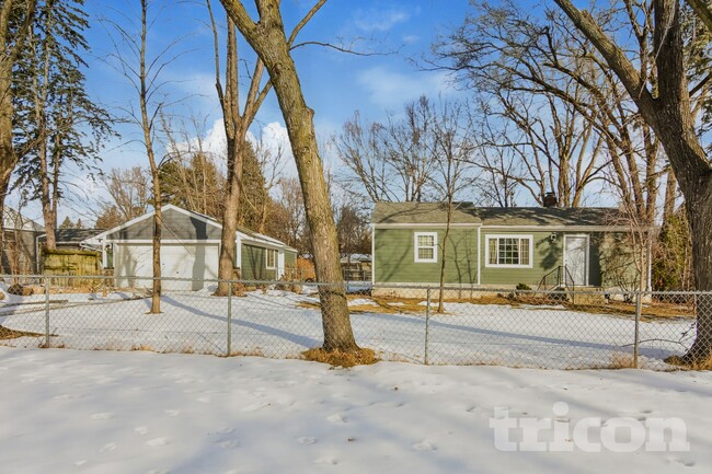 property at 881 High St