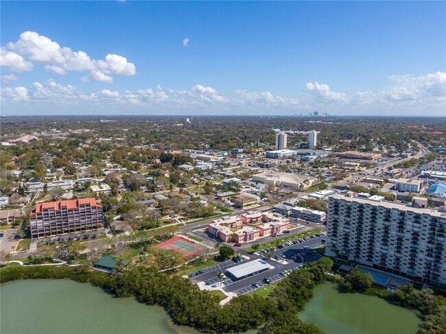 1153 Rue des Rois in South Pasadena, FL - Building Photo - Building Photo