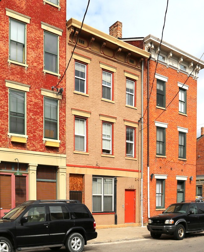 1433 Walnut St in Cincinnati, OH - Building Photo - Building Photo