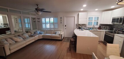 2860 NE 14th Street Cswy, Unit 105 in Pompano Beach, FL - Building Photo - Building Photo