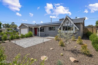 3244 W Voltaire Ave in Phoenix, AZ - Building Photo - Building Photo