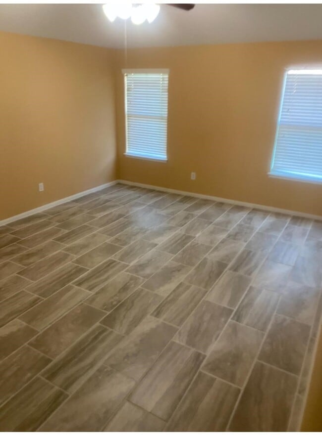 property at 2335 Seahorse Bend Dr