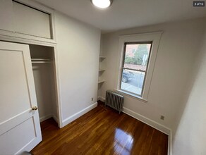 10 Scottfield Rd, Unit #5 in Boston, MA - Building Photo - Building Photo