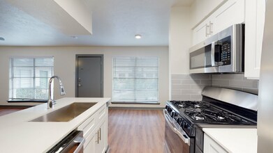 Swope & Mangold in Dallas, TX - Foto de edificio - Building Photo