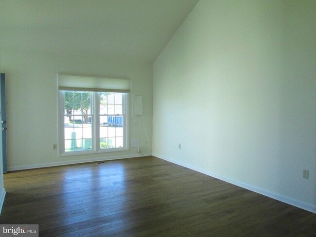 31079 Crepe Myrtle Dr in Millsboro, DE - Building Photo - Building Photo