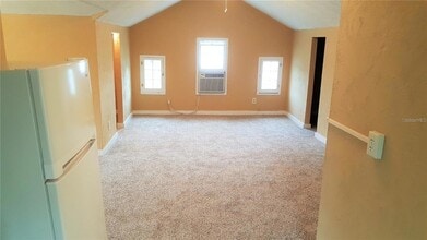 1411 E New York Ave in DeLand, FL - Building Photo - Building Photo