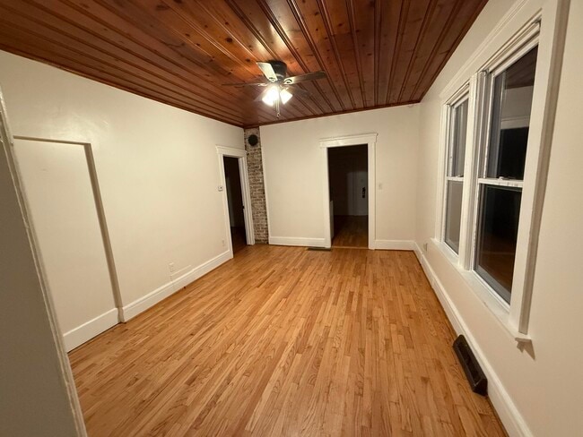 2229 Faber St in Hamtramck, MI - Building Photo - Building Photo