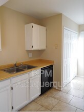 420 Vancouver Pl SE in Rio Rancho, NM - Building Photo - Building Photo