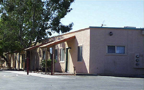 Drexel Gardens in Tucson, AZ - Building Photo - Building Photo