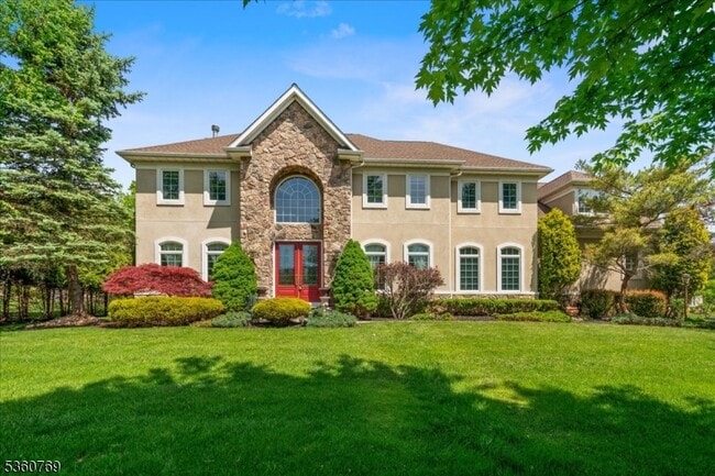 36 Saddlewood Ct in Montgomery, NJ - Building Photo - Building Photo