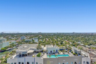 511 SE 5th Ave in Fort Lauderdale, FL - Foto de edificio - Building Photo