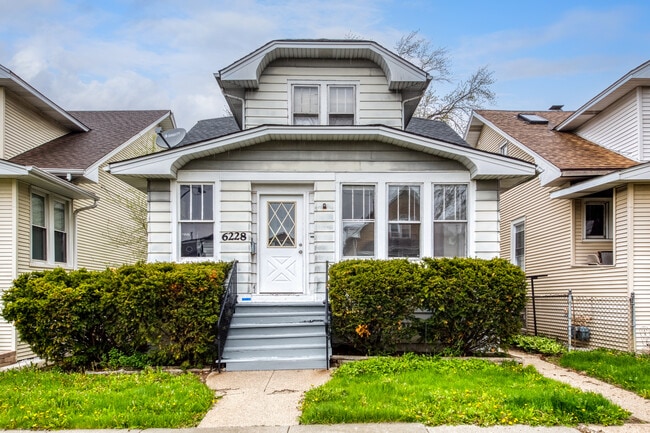 property at 6228 W Berenice Ave