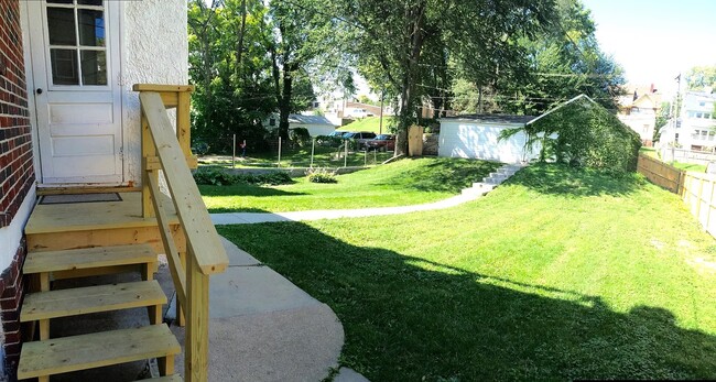 property at 124 N 38th St
