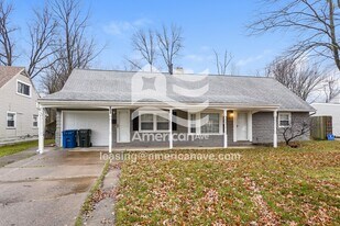 808 Irving Park Blvd in Sheffield Lake, OH - Building Photo