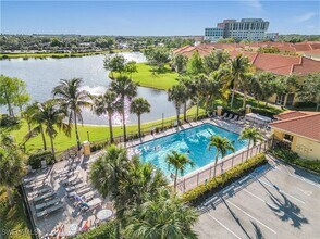 9803 Bodego Way in Ft. Myers, FL - Building Photo - Building Photo