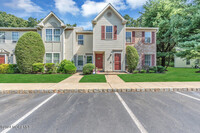 129 Gettysburg Ln in Holmdel, NJ - Foto de edificio - Building Photo