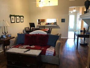 808 Rock Creek Dr in Euless, TX - Building Photo - Building Photo