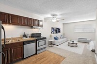 Malvern Hill Apartment Homes in Kansas City, KS - Building Photo - Building Photo