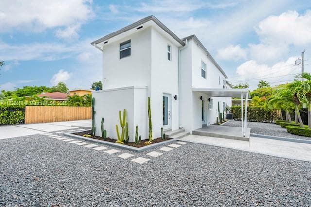 590 SW 23rd Ave in Miami, FL - Building Photo - Building Photo