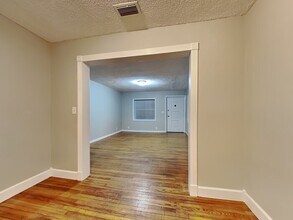 6446 Burgundy Rd S in Jacksonville, FL - Building Photo - Building Photo