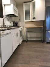 3412 177th Pl SW, Unit GROUND FLOOR DUPLEX in Lynnwood, WA - Foto de edificio - Building Photo