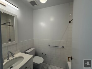 BROOME STREET in New York, NY - Building Photo - Building Photo
