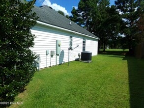 421 Nordhoff St in New Bern, NC - Building Photo - Building Photo