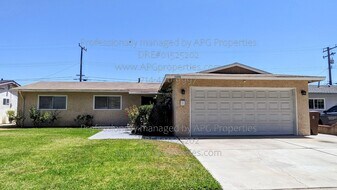 13392 Dawn Ave in Garden Grove, CA - Building Photo