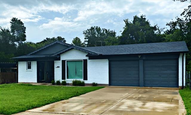 406 Glencairn Dr in Dallas, TX - Building Photo