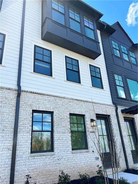 property at 6605 Beacon Dr