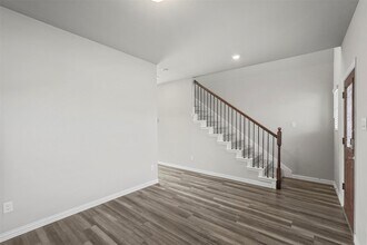 105 Lisa Ln in Royse City, TX - Foto de edificio - Building Photo