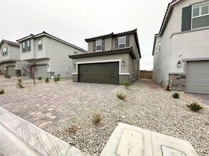 7341 Daly Grv St in Las Vegas, NV - Foto de edificio - Building Photo