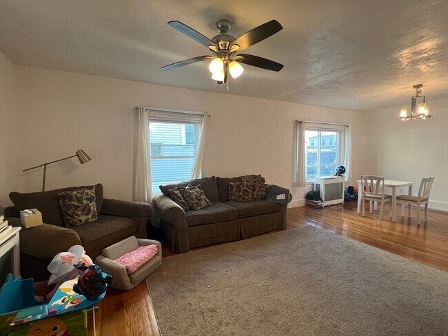 39 Cummings Ave in Quincy, MA - Building Photo - Building Photo
