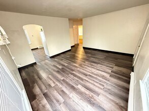 808 S 2nd Ave in Yakima, WA - Building Photo - Building Photo